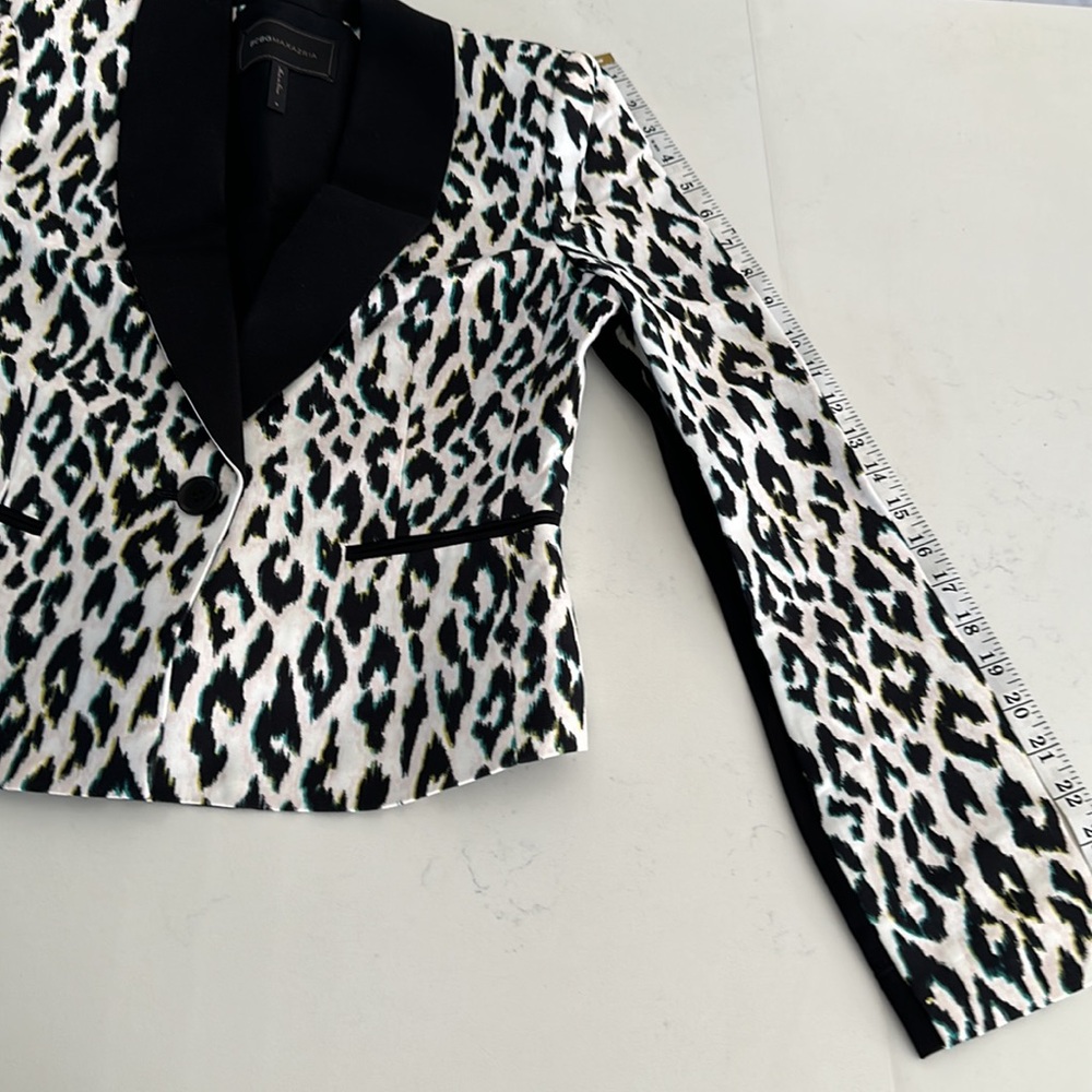 $65 BCBG MAXAZRIA Perfect, Worn once animal print blazer with open back SZ S - Picture 7 of 7